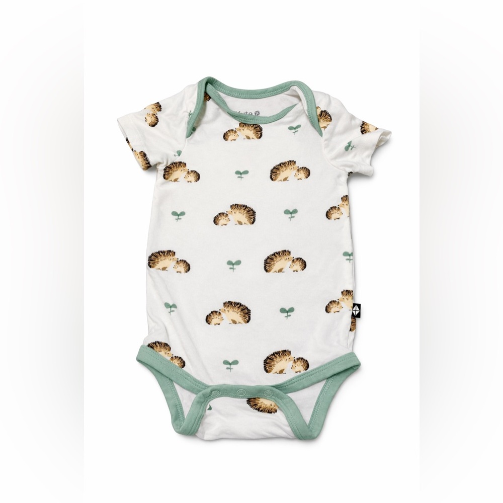 NWOT Kyte BABY Hedgehog Print Onesie